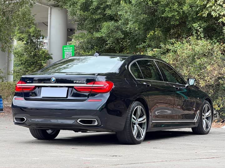 BMW 7-Series 2018 740 Li x Drive M — фото 26