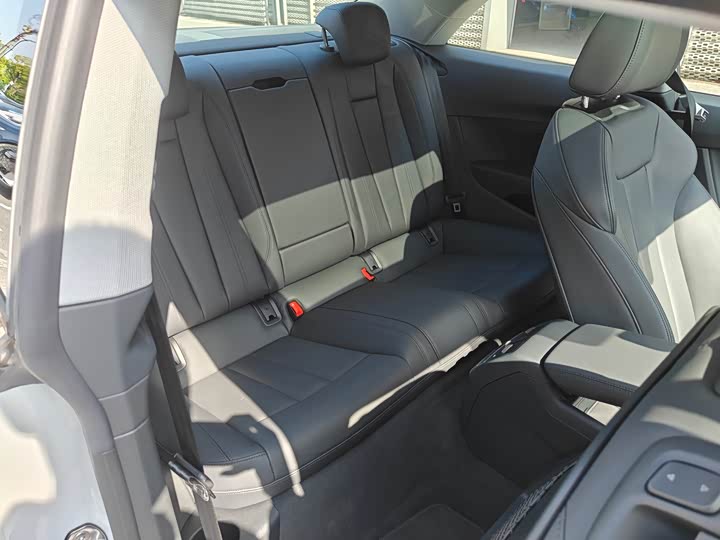 Audi A5 2024 Coupe 40 TFSI — фото 15