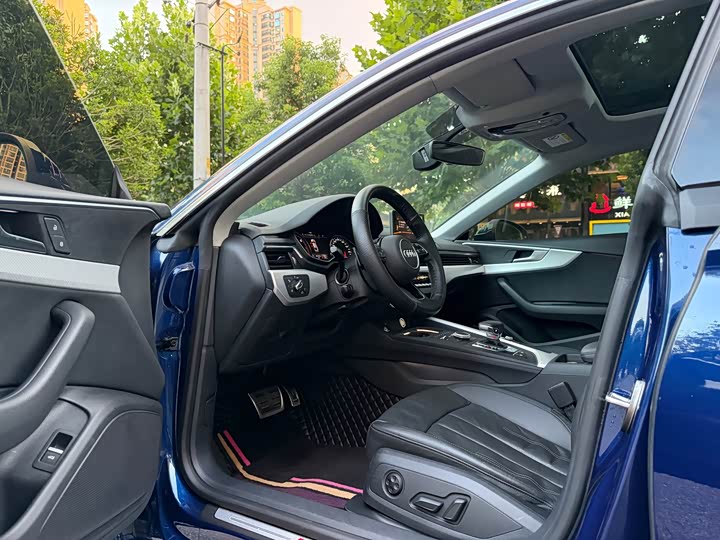 Audi A5 Sportback 40 TFSI стиль — фото 9