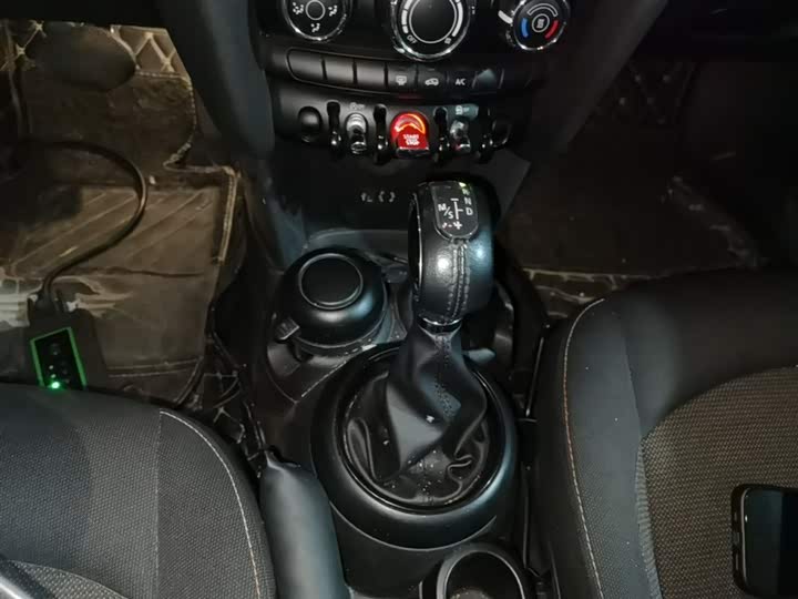 MINI Hatch — фото 14
