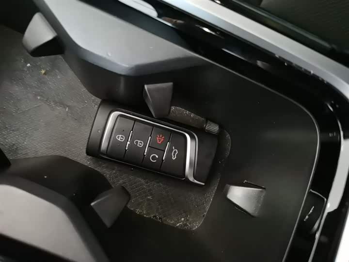 Trumpchi GS8 2020 GS 8 S 390 T 2 WD — фото 9