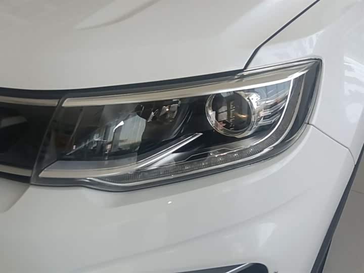 Changan CS35 PLUS 2019 1.6 L AT — фото 24