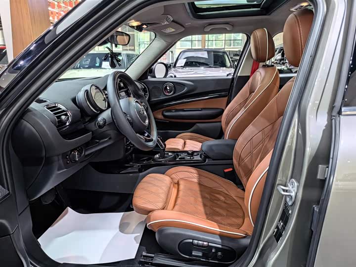 MINI Clubman — фото 6