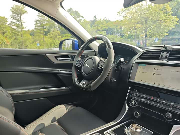 Jaguar XEL 2019 2.0 T 200 PS — фото 10