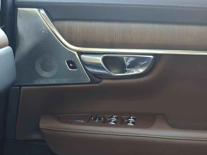 Volvo S90 Hybrid 2025 Hybrid 4 WD — фото 12