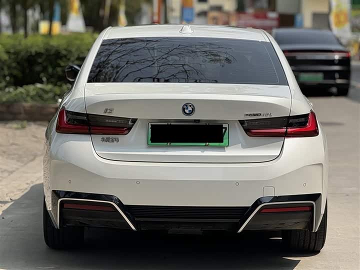 BMW i3 2024 e Drive 40 L — фото 8