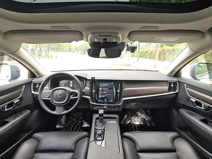 Volvo V90 2017 Cross Country T 5 AWD — фото 8