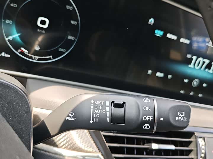 Hongqi HS5 2019 2.0 T 4 WD — фото 10