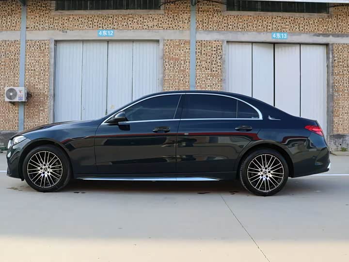 Mercedes-Benz C-Class 2024 C 260 L — фото 13