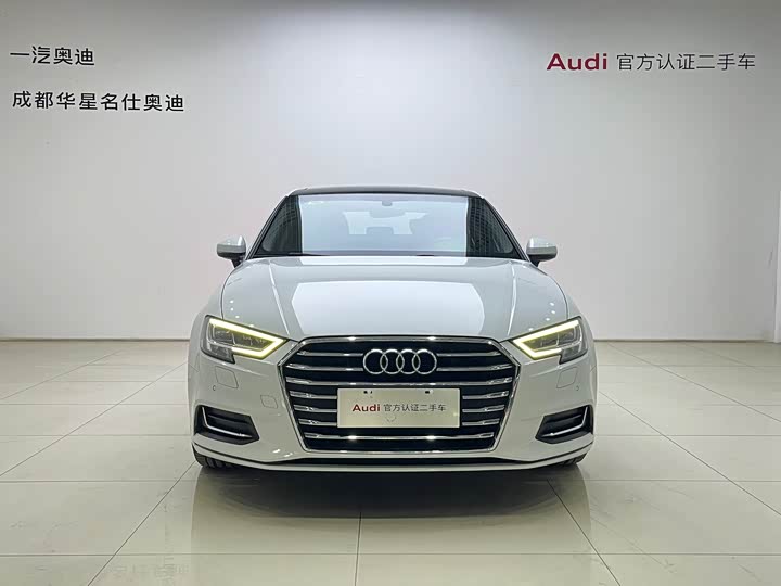 Audi A3 2018 30 Limousine 35 TFSI — фото 2