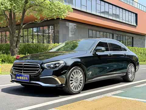 Mercedes-Benz E-Class 2022 E 300 L — фото 24