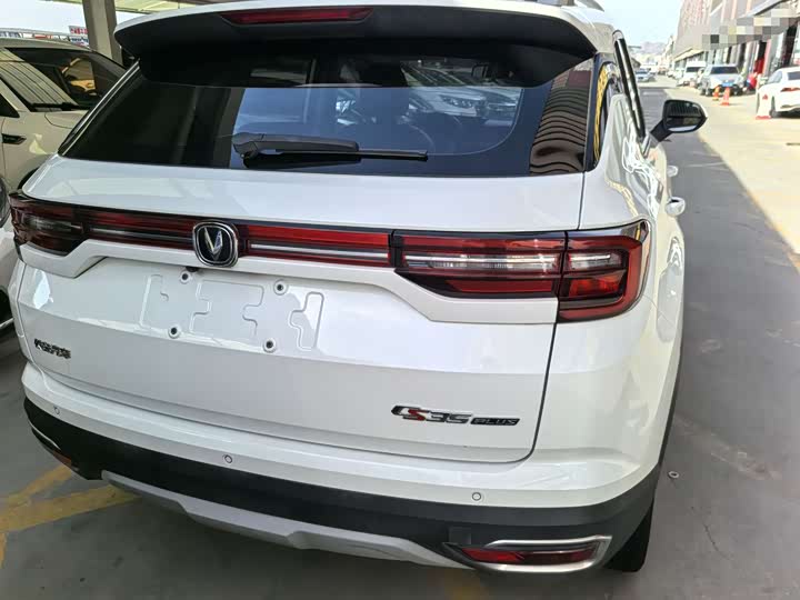 Changan CS35 PLUS 2019 1.6 L MT — фото 5