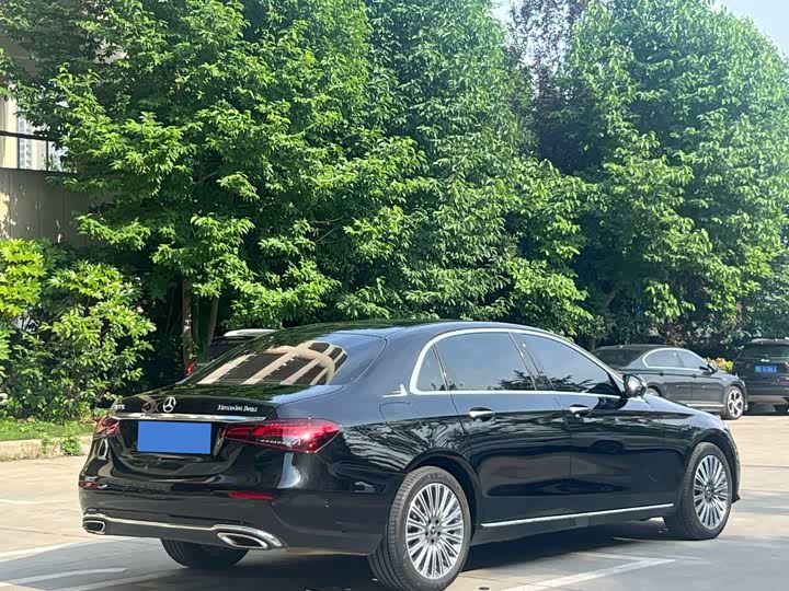 Mercedes-Benz E-Class 2021 E 300 L Luxury — фото 7
