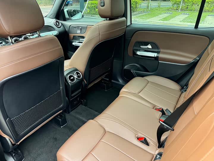 Mercedes-Benz GLB 2021 GLB 200 — фото 8
