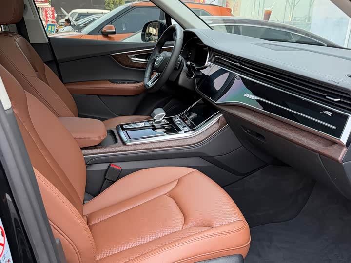 Audi Q7 2023 45 TFSI quattro S line Sport — фото 5