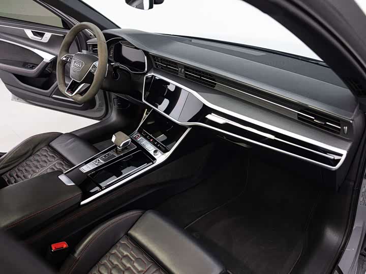 Audi RS6 2021 RS 6 4.0 T Avant — фото 4