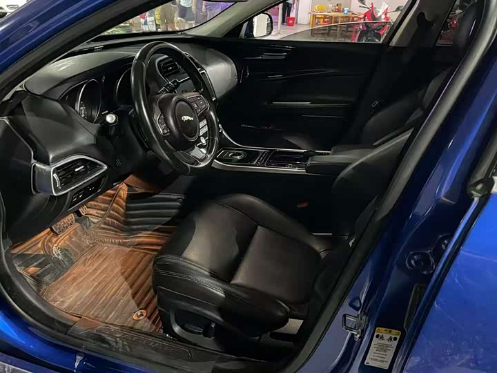 Jaguar XEL 2019 2.0 T 200 PS — фото 8