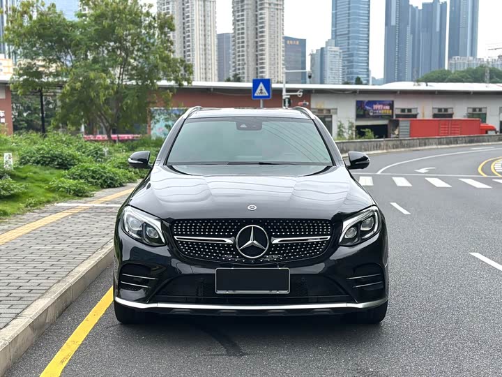 Mercedes-Benz GLC 2017 AMG GLC 43 4 MATIC — фото 2