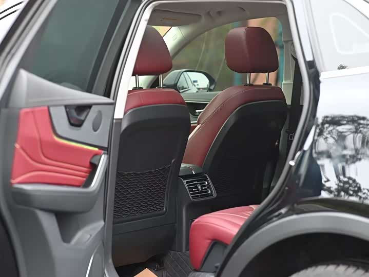 Hongqi HS5 2026 2.0 T 2 WD Pro — фото 5