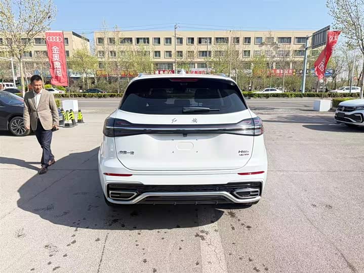Hongqi HS5 2023 2.0 T Pro — фото 4