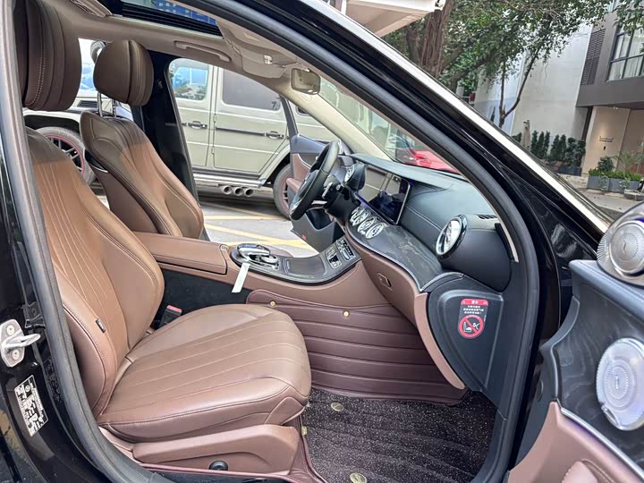 Mercedes-Benz E-Class 2017 E 300 L Luxury — фото 10