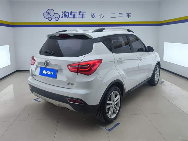 Changan CS35 2017 1.6 L MTLuxury — фото 3