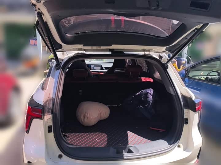 Changan CS75 PLUS 2022 1.5 T ATPremium — фото 10