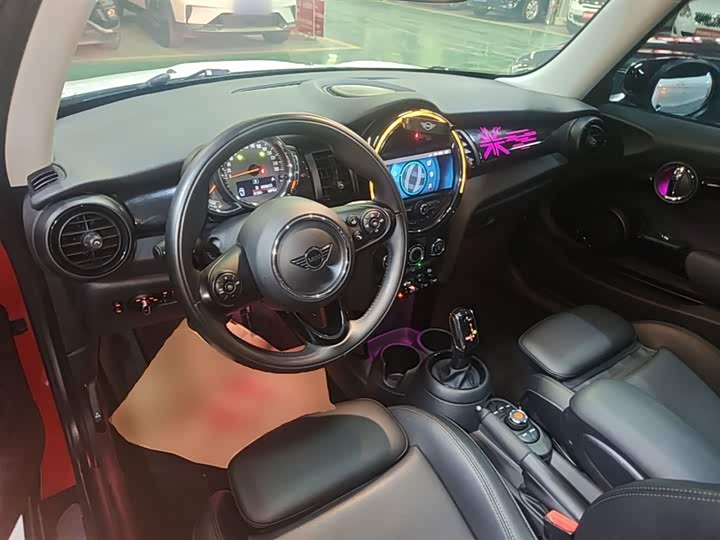 MINI Hatch — фото 10