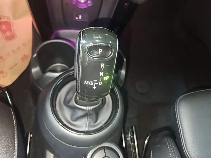 MINI Hatch — фото 14