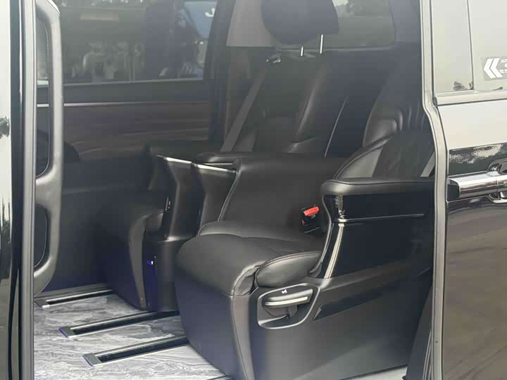 Trumpchi M8 2024 400 T — фото 3