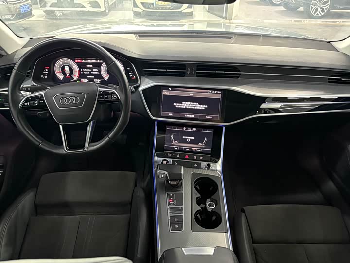 Audi A6 2021 Avant 45 TFSI — фото 9