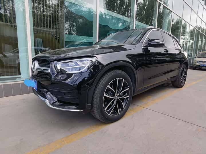 Mercedes-Benz GLC 2021 GLC 260 L 4 MATIC Luxury — фото 1