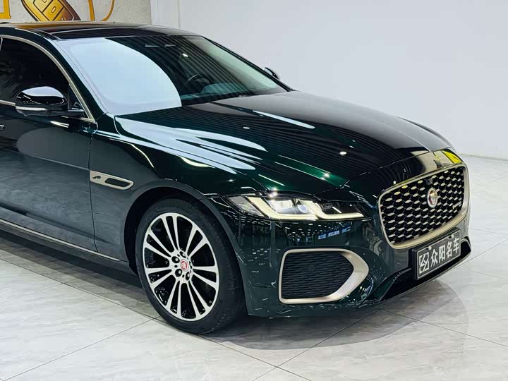 Jaguar XFL 2024 2.0 T P 250 2 WD — фото 4