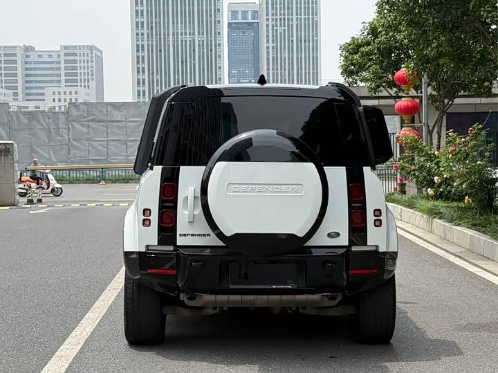 Land Rover Defender — фото 4