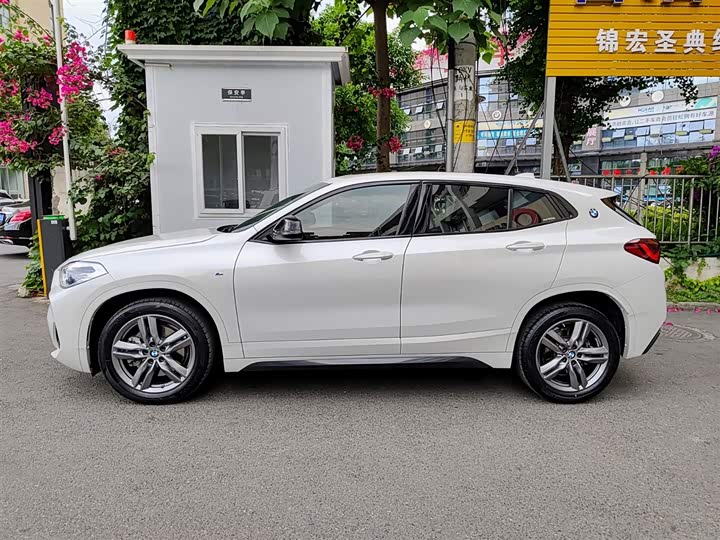 BMW X2 2023 s Drive 25i M — фото 3
