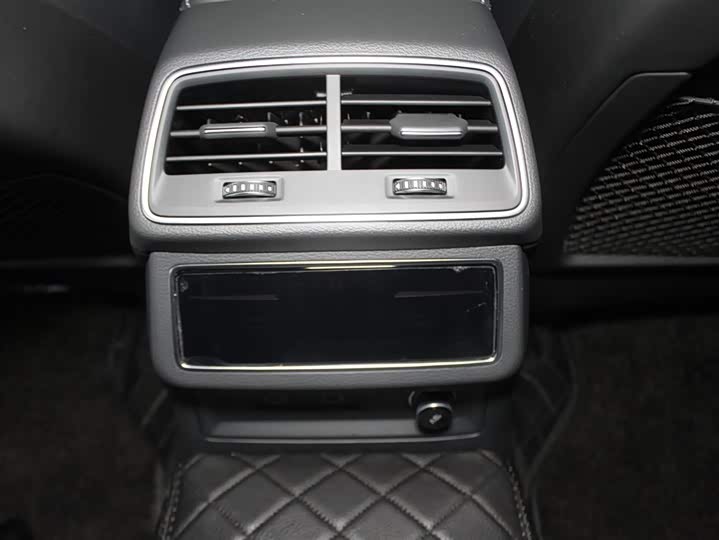 Audi A6L 2024 45 TFSI — фото 10