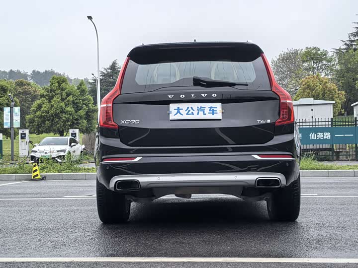 Volvo XC90 2018 T 6 7 — фото 15