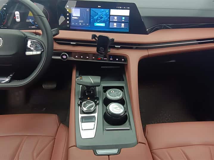 Changan CS75 PLUS 2024 1.5 T — фото 16