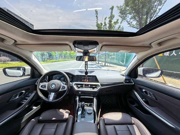 BMW 3 Series 320Li M спортпакет — фото 4