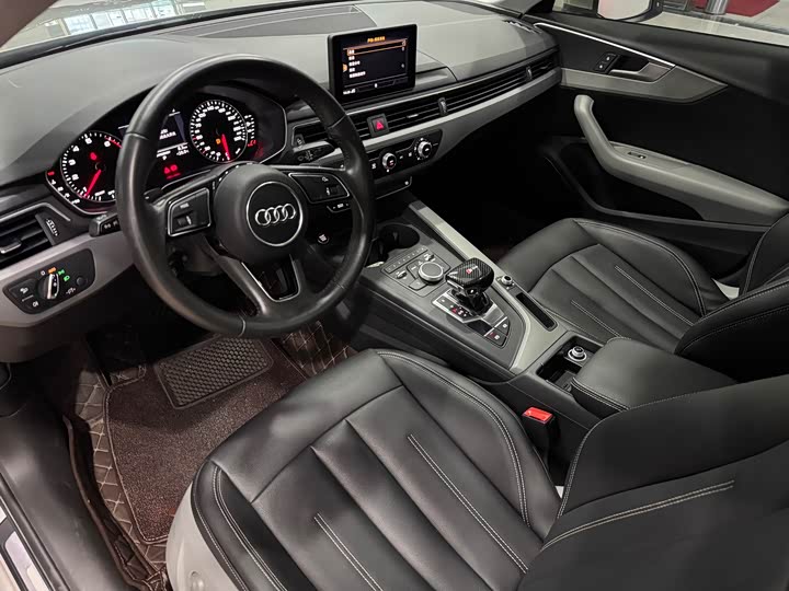 Audi A4L Plus 40 TFSI базовая — фото 6