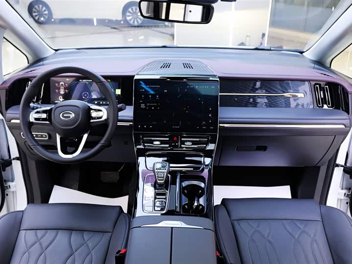 Trumpchi M8 2024 Hybrid — фото 16