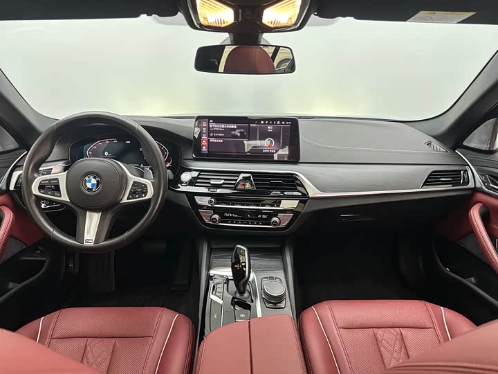 BMW 5-Series 2022 530 Li x Drive M — фото 36
