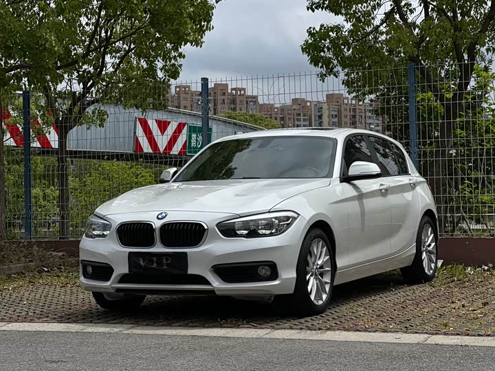 BMW 1-Series 2016 120i — фото 1
