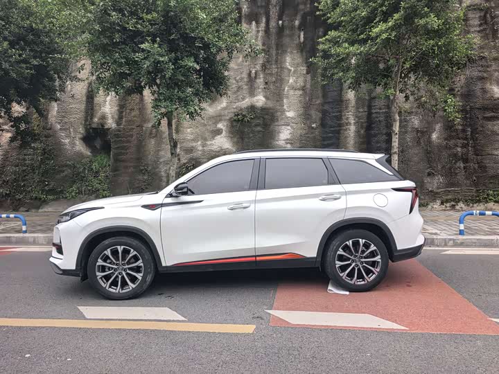 Changan CS75 PLUS 2020 2.0 T AT — фото 4