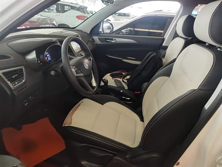 Changan CS35 2017 1.6 L MTLuxury — фото 15