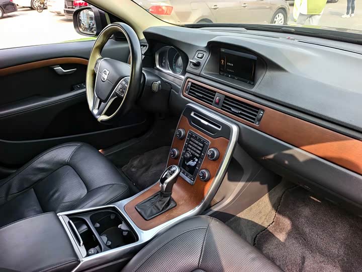Volvo S80L 2014 2.0 T 5 — фото 17