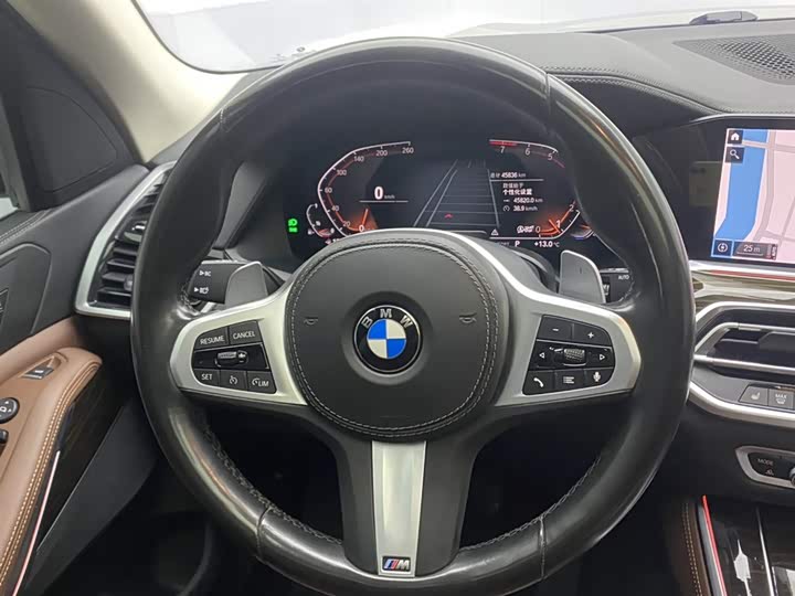 BMW X5 2019 x Drive 40i M — фото 14