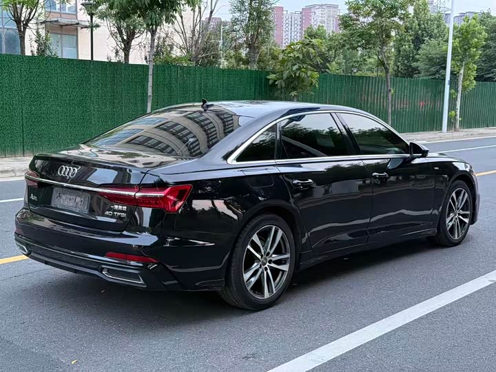 Audi A6L 40 TFSI люкс-динамик — фото 9