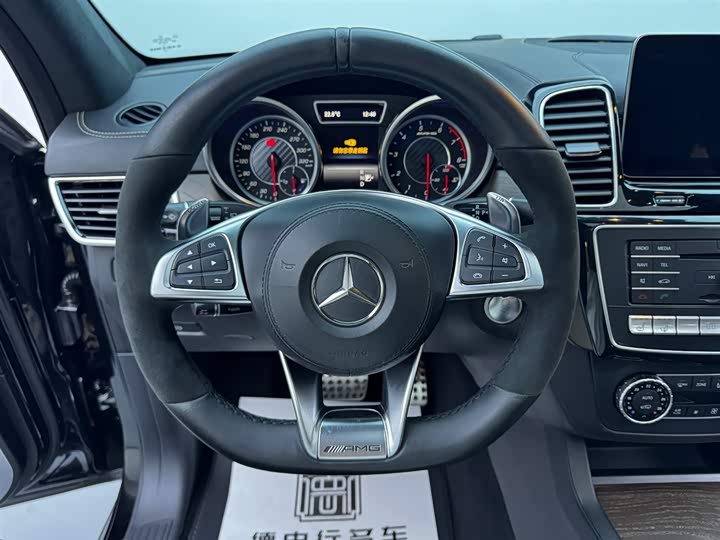 Mercedes-Benz GLS 2017 AMG GLS 63 4 MATIC — фото 14