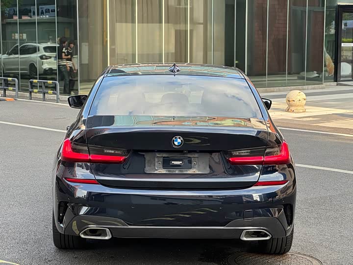 BMW 3 Series 320Li M спортпакет — фото 4